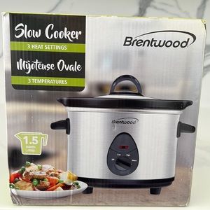 NEVER opened slow cooker